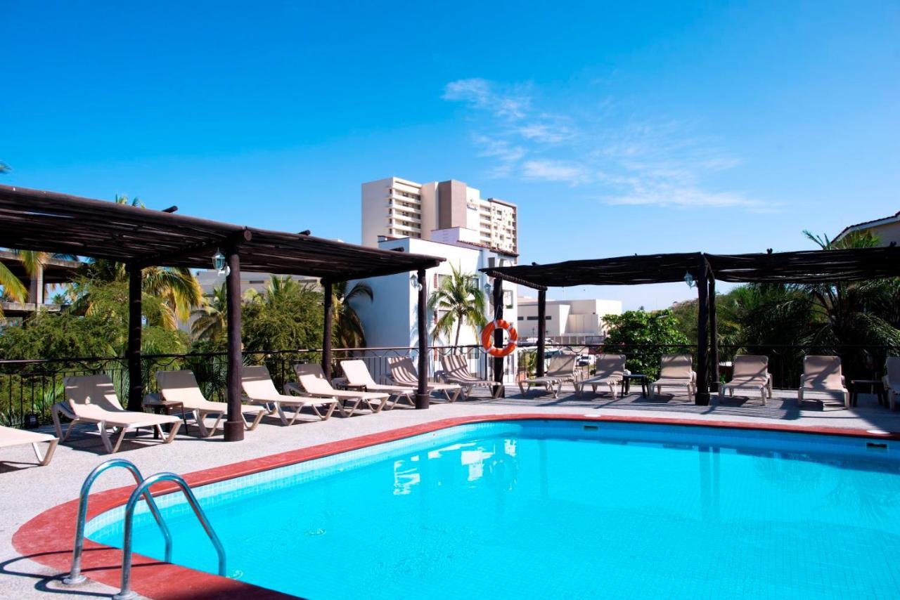 Отель Costa Club Punta Arena - Desayuno Buffet Incluido Пуэрто-Вальярта Экстерьер фото